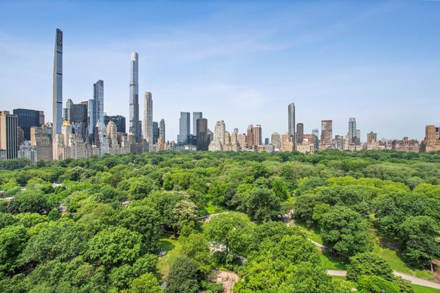 860 5TH Avenue PHH, New York City, NY 10065