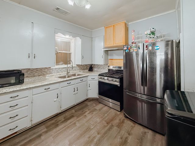 401 S 30th Street, Corsicana, TX 75110