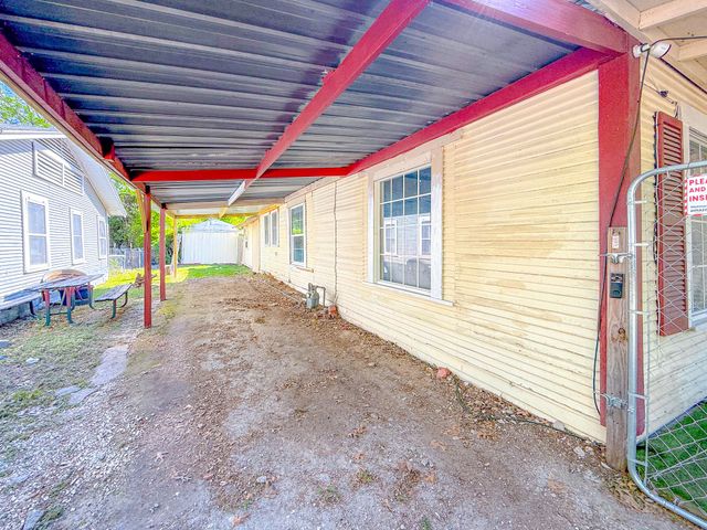 401 S 30th Street, Corsicana, TX 75110