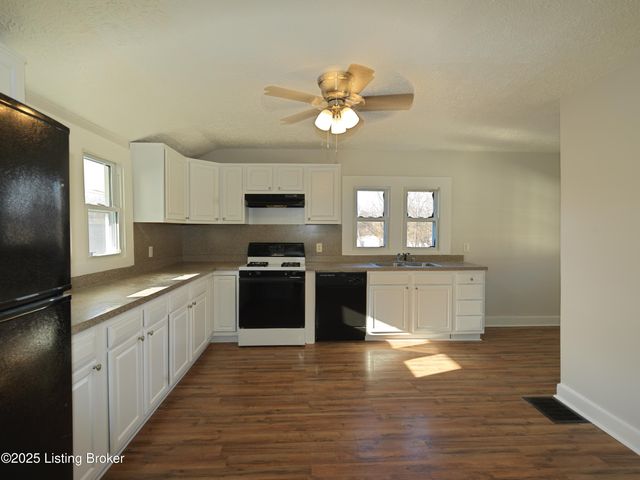 1553 Taylor Ave, Louisville, KY 40213