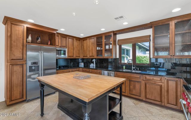 4209 E Weldon Avenue, Phoenix, AZ 85018
