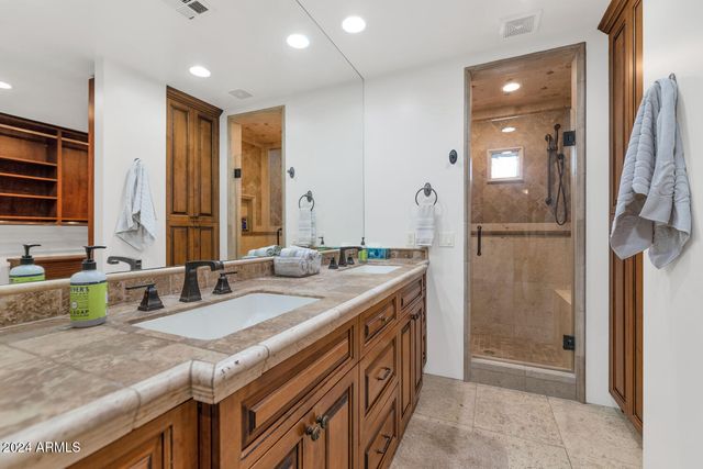 4209 E Weldon Avenue, Phoenix, AZ 85018