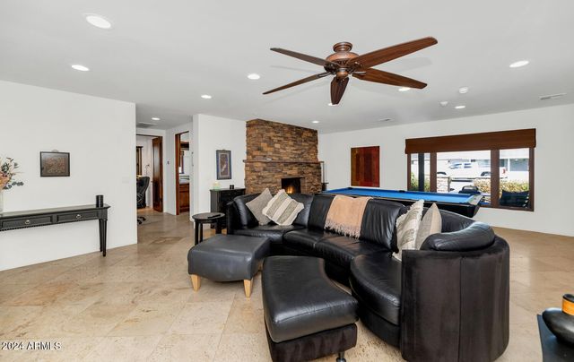 4209 E Weldon Avenue, Phoenix, AZ 85018