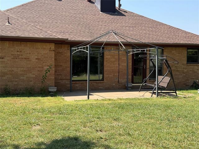 813 Wandering Way, Oklahoma City, OK 73170