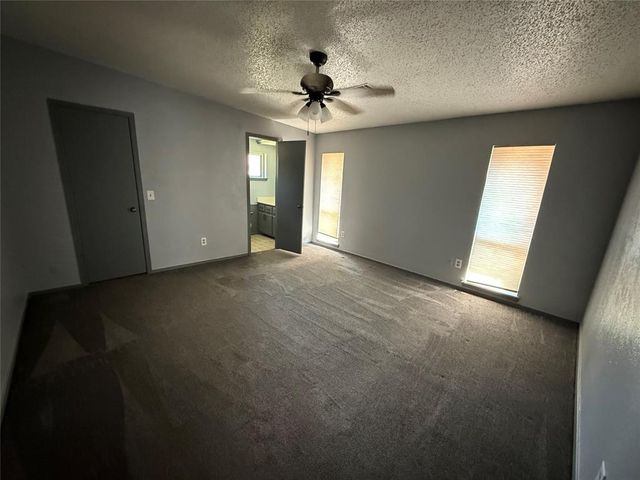 813 Wandering Way, Oklahoma City, OK 73170