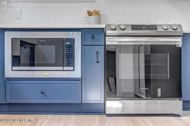 23 MULBERRY Street, St. Augustine, FL 32084