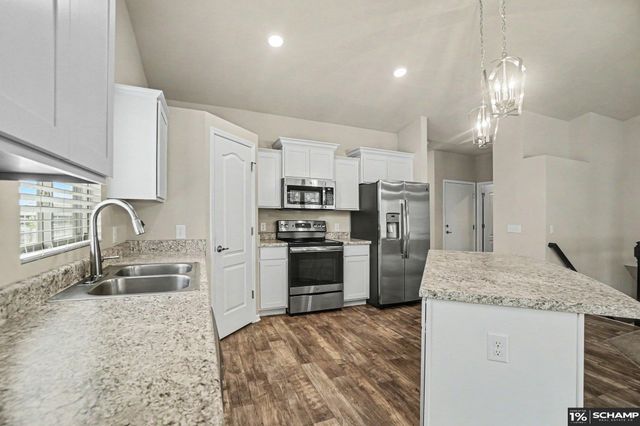 14408 S 20 Street, Bellevue, NE 68123