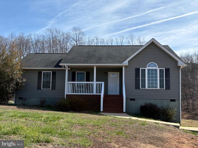 41 ELIZABETH LN, Louisa, VA 23093