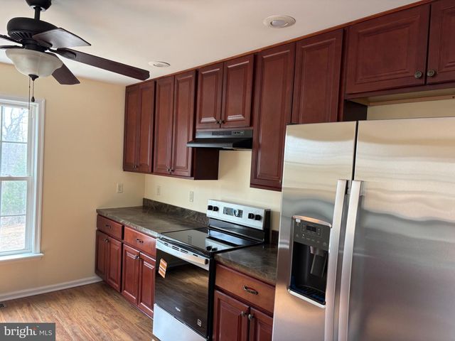 41 ELIZABETH LN, Louisa, VA 23093