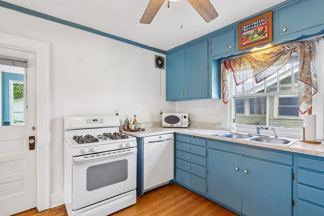 1436 46th Street, Des Moines, IA 50311