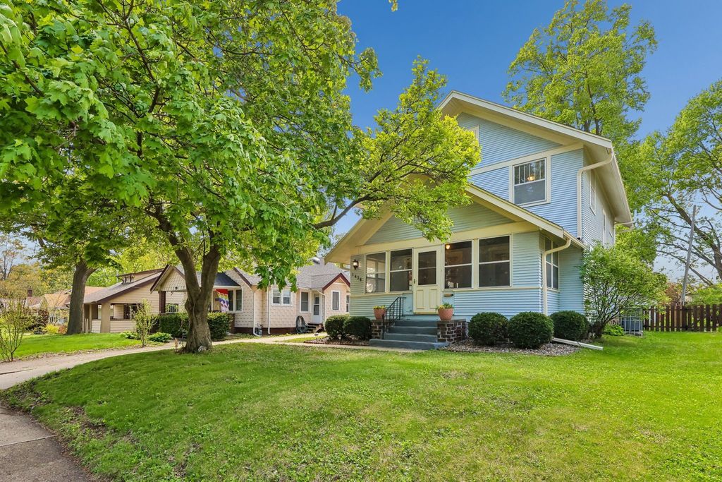 1436 46th Street, Des Moines, IA 50311