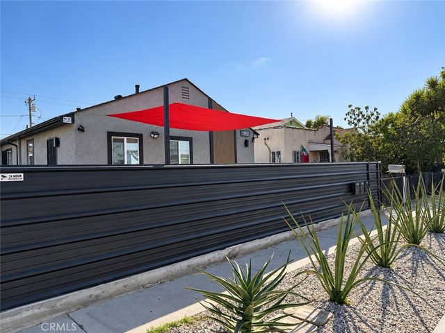 1152 E 77th, Los Angeles, CA 90001