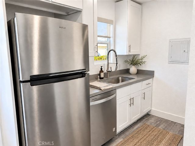 1152 E 77th, Los Angeles, CA 90001
