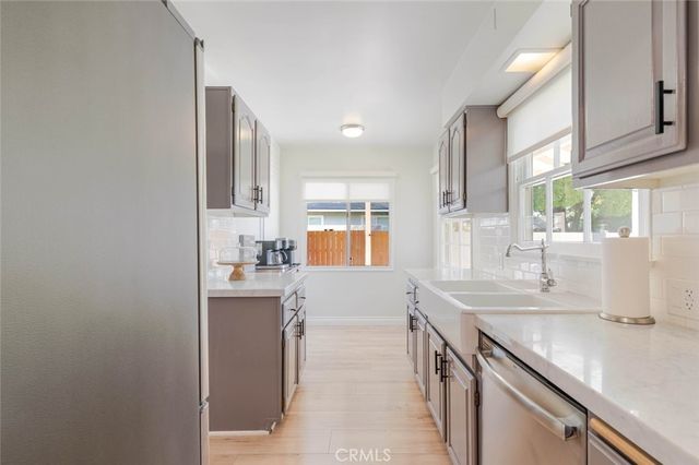 447 W Bennett Avenue, Glendora, CA 91741