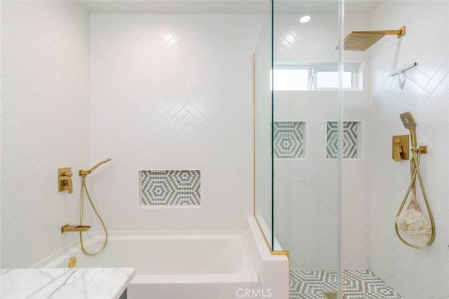 447 W Bennett Avenue, Glendora, CA 91741