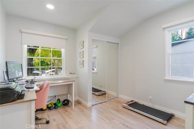 447 W Bennett Avenue, Glendora, CA 91741