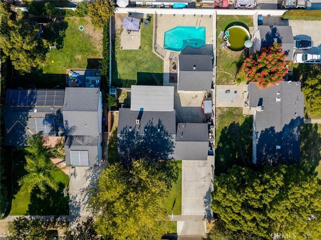 447 W Bennett Avenue, Glendora, CA 91741
