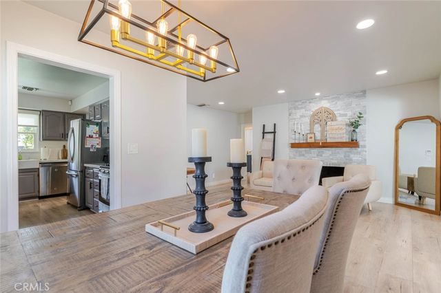 447 W Bennett Avenue, Glendora, CA 91741