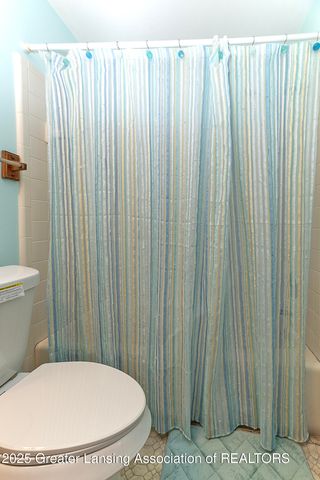 1591 Wenonah Drive, Okemos, MI 48864