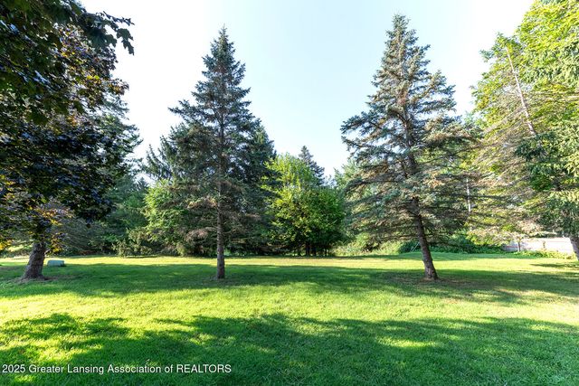 1591 Wenonah Drive, Okemos, MI 48864