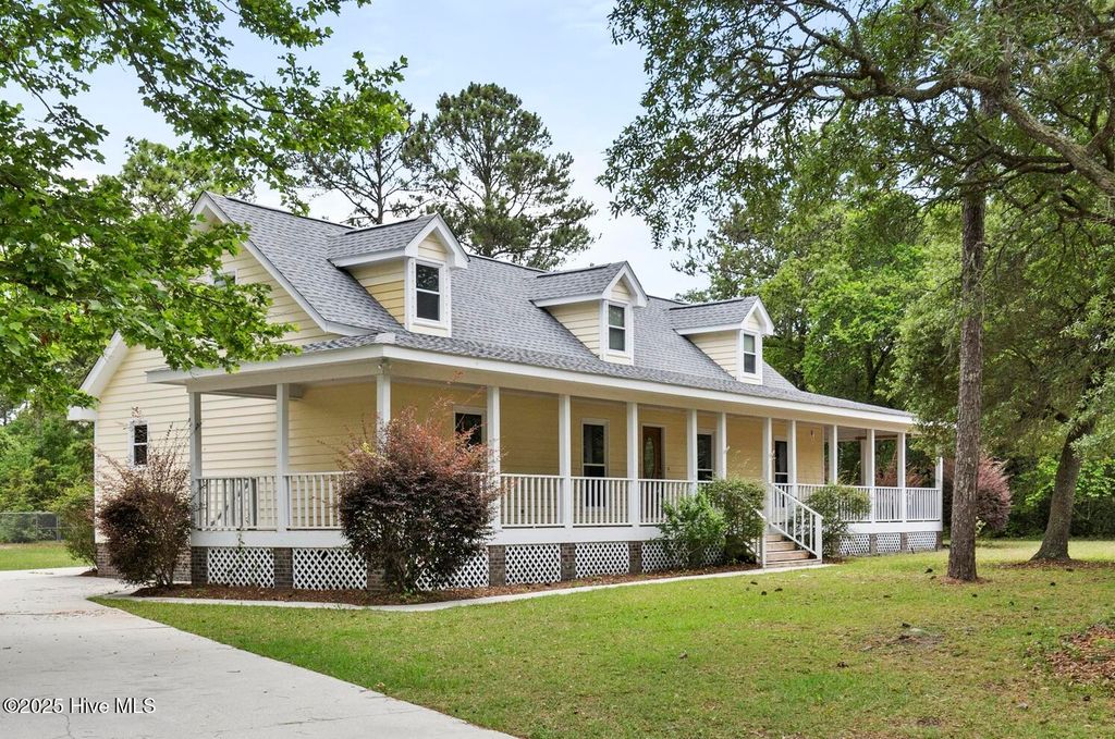 5003 Robert Ruark Drive, Southport, NC 28461