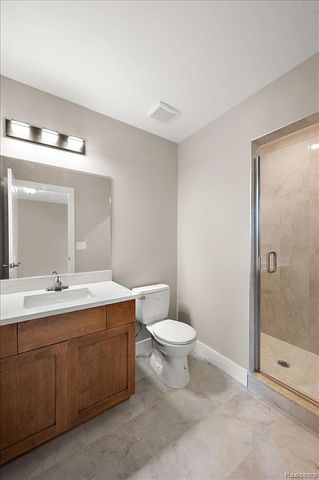 50437 Mistwood Drive, Macomb, MI 48042