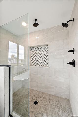 50437 Mistwood Drive, Macomb, MI 48042