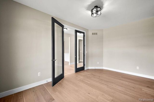 50437 Mistwood Drive, Macomb, MI 48042