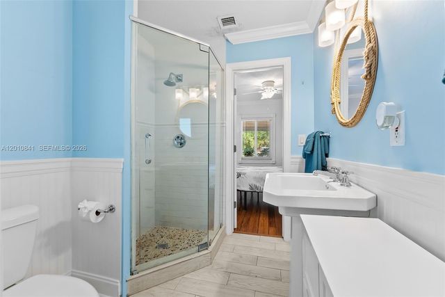 1315 NE 5th Ter, Fort Lauderdale, FL 33304