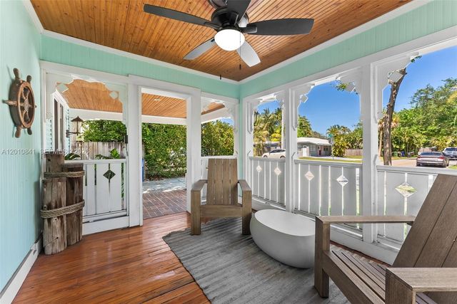 1315 NE 5th Ter, Fort Lauderdale, FL 33304