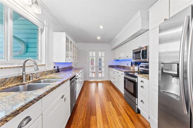 1315 NE 5th Ter, Fort Lauderdale, FL 33304
