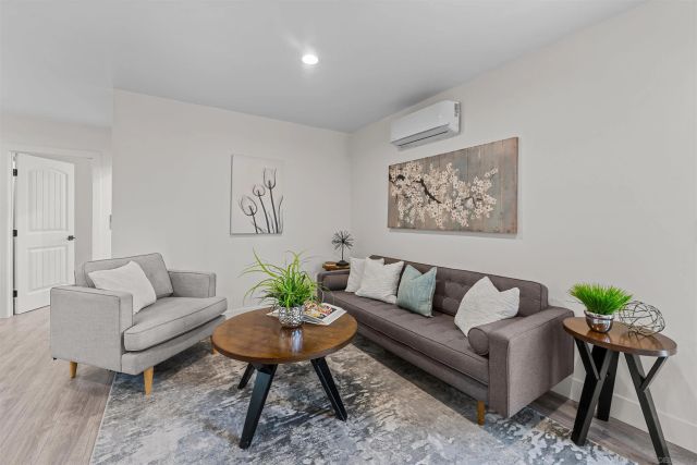 4620 Greene St, San Diego, CA 92107