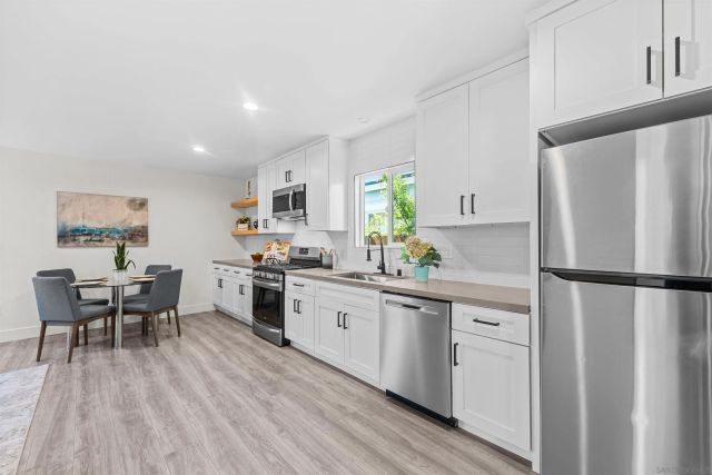 4620 Greene St, San Diego, CA 92107