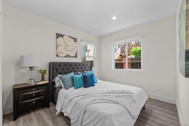 4620 Greene St, San Diego, CA 92107