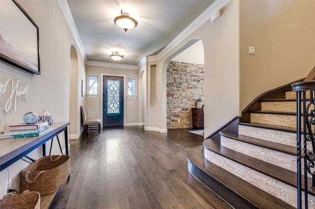 5812 Chalford, Colleyville, TX 76034