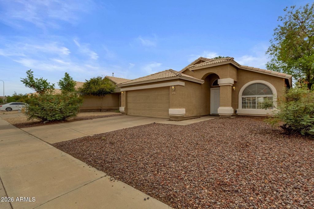 5843 S Brittany Lane, Tempe, AZ 85283 — exterior