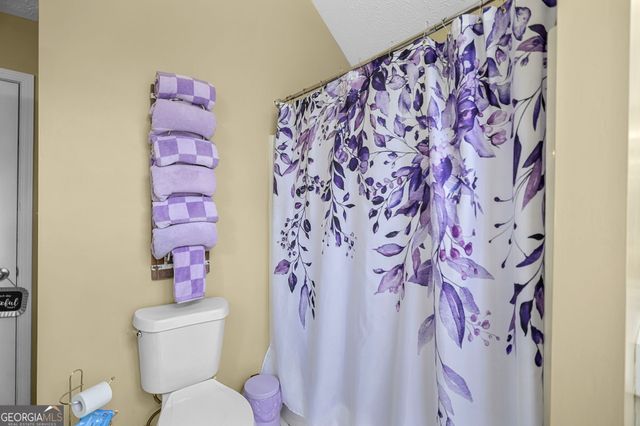 189 Crossroads Estate Drive, Newnan, GA 30265