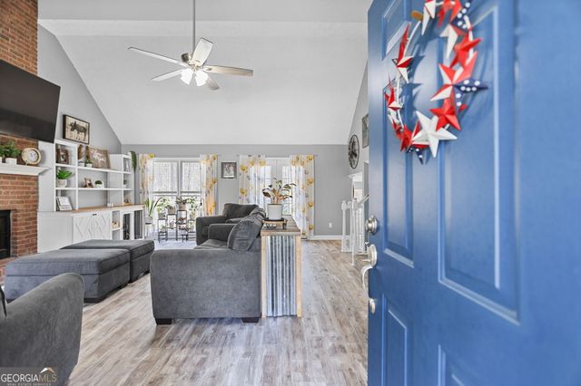 189 Crossroads Estate Drive, Newnan, GA 30265