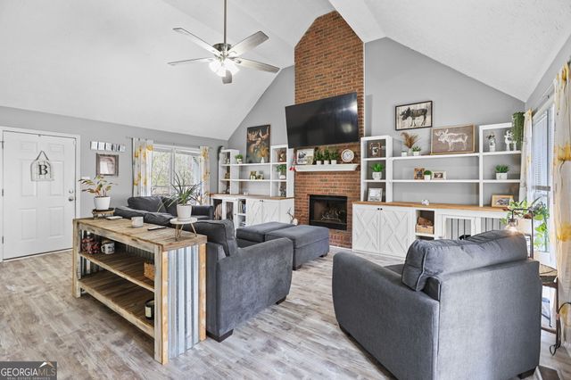 189 Crossroads Estate Drive, Newnan, GA 30265