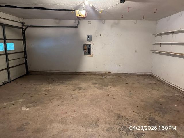 103 Red Bud Court, Oak Leaf, TX 75154