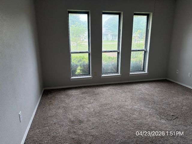 103 Red Bud Court, Oak Leaf, TX 75154