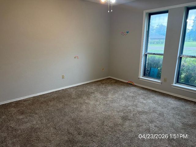 103 Red Bud Court, Oak Leaf, TX 75154