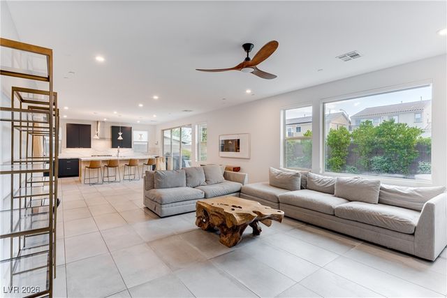 214 Abbey Hill Street, Henderson, NV 89012