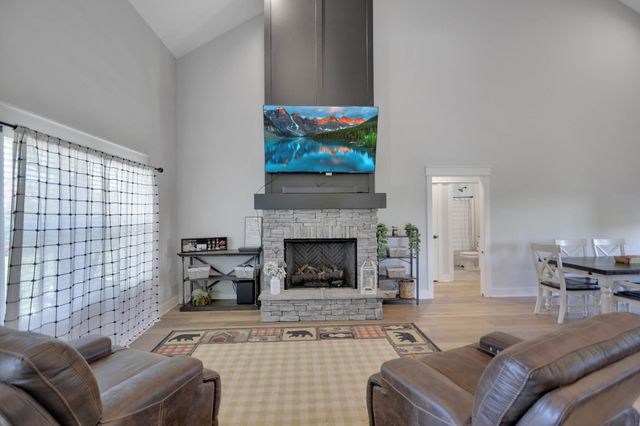 29490 Highway 49, E, Orlinda, TN 37141