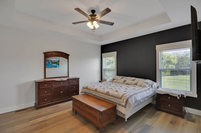 29490 Highway 49, E, Orlinda, TN 37141