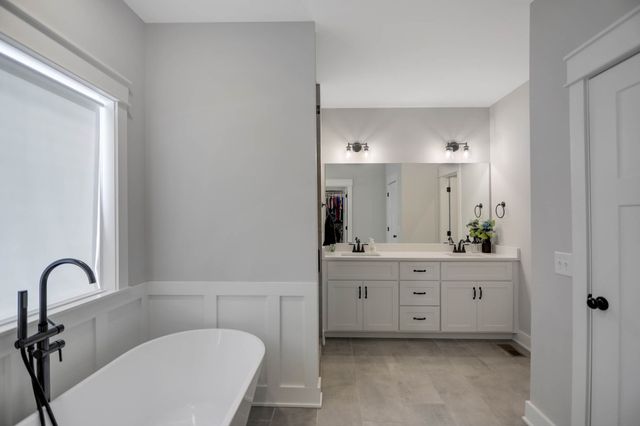 29490 Highway 49, E, Orlinda, TN 37141