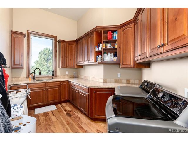 13079 Whisper Canyon Rd, Castle Pines, CO 80108