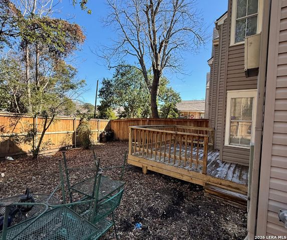 101 Fenimore Apt 4, San Antonio, TX 78209