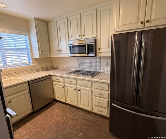 101 Fenimore Apt 4, San Antonio, TX 78209