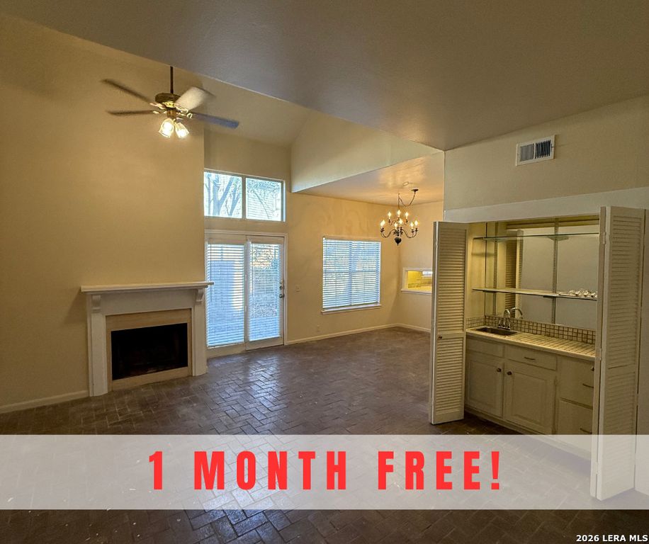 101 Fenimore Apt 4, San Antonio, TX 78209